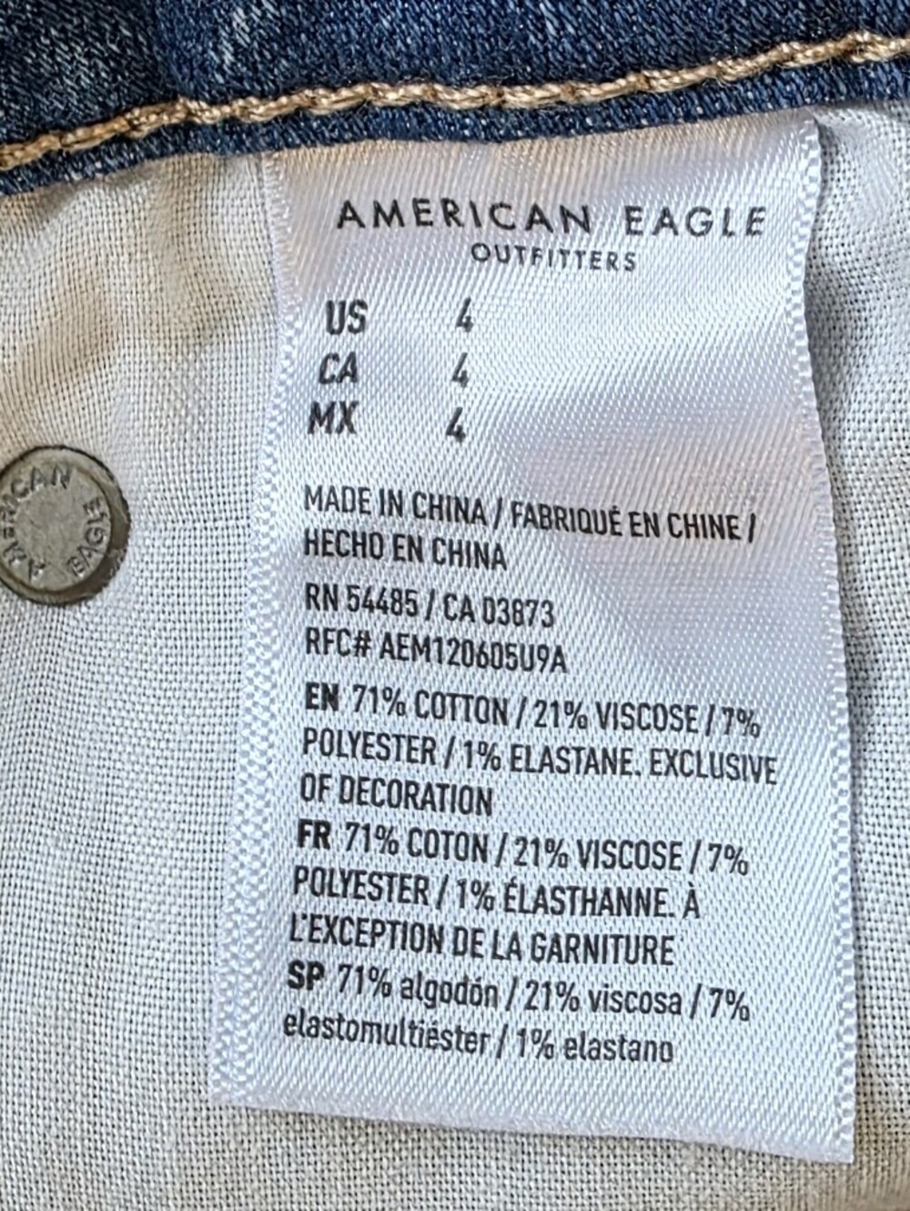 American Eagle AE Ne(x)t Level Low-Rise Denim Midi Shorts Medium Wash Women's - Picture 5 of 5